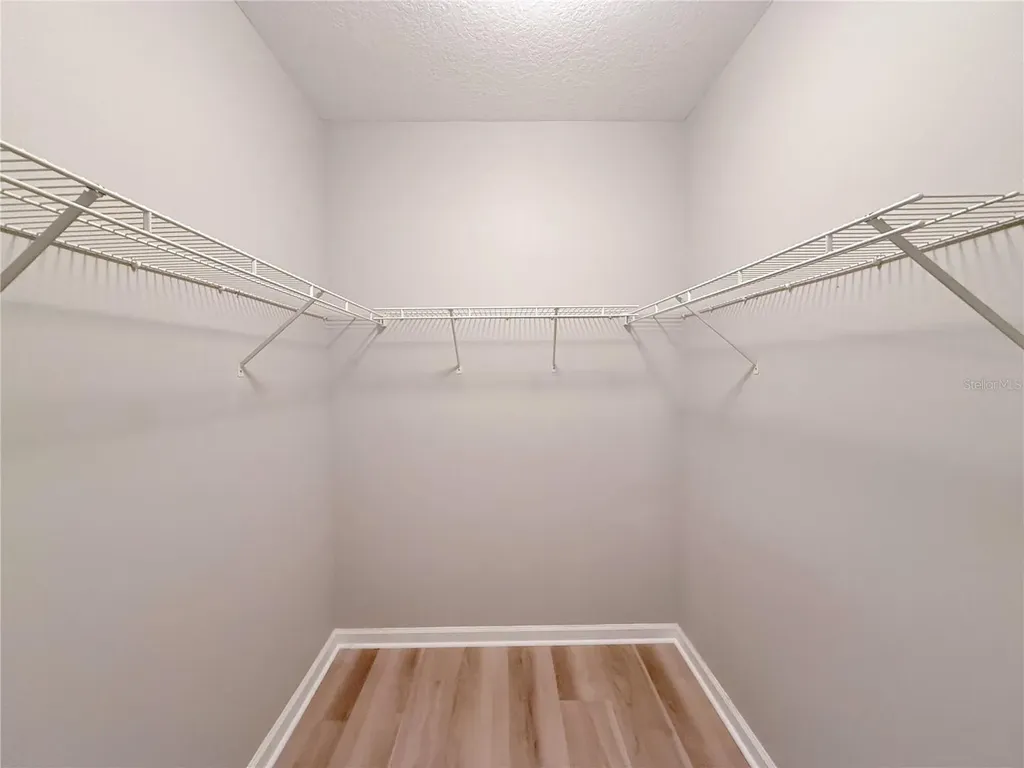 4865 Cypress Woods Drive Orlando FL 32811