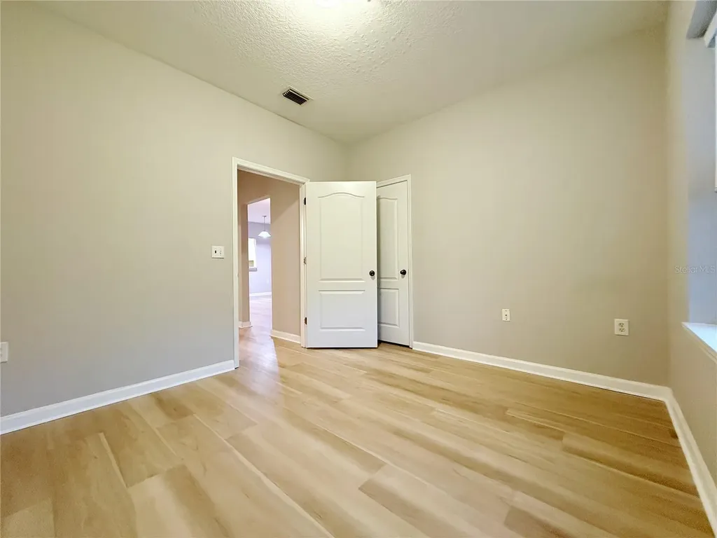 4865 Cypress Woods Drive Orlando FL 32811