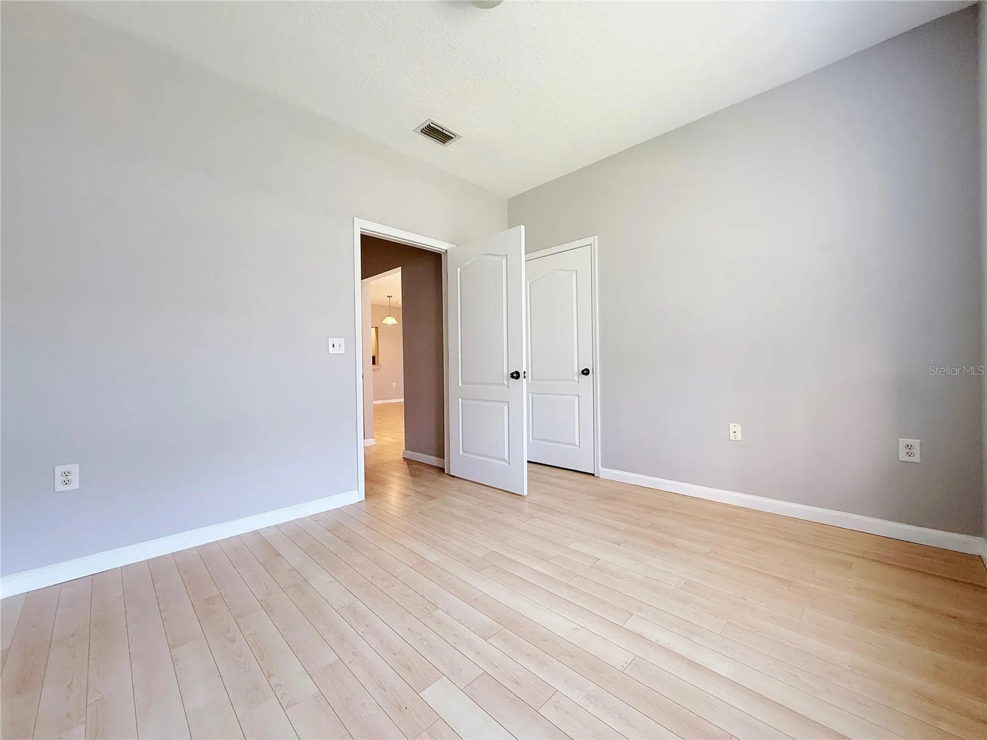 4865 Cypress Woods Drive Orlando FL 32811