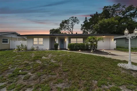 5211 13th Avenue Drive W Bradenton FL 34209