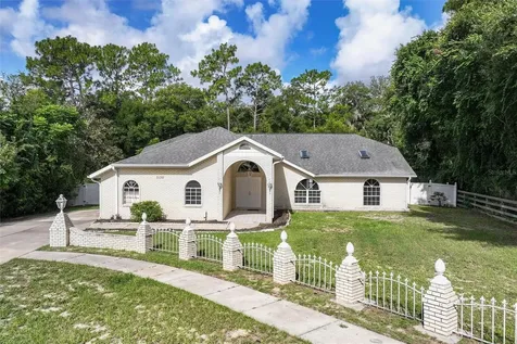 1130 Little Sparrow Court Orange City FL 32763