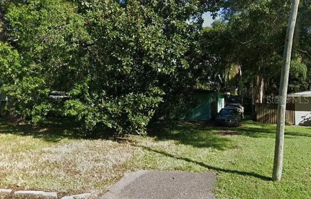 1433 51st Avenue N St Petersburg FL 33703