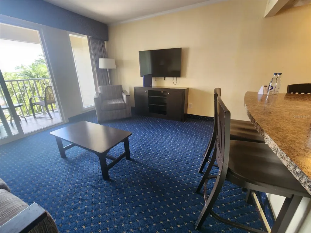 2506 N Rocky Point Drive Tampa FL 33607