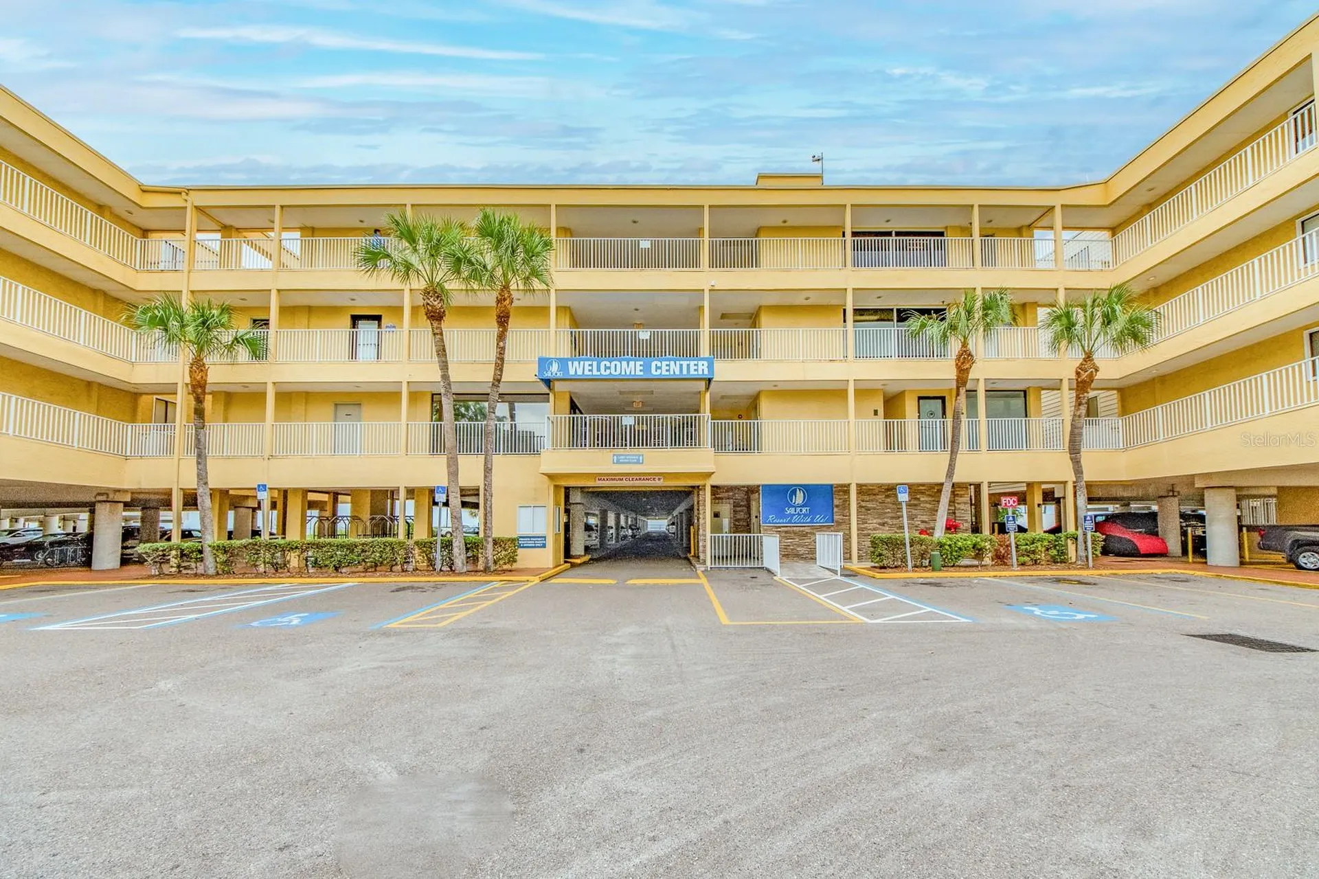 2506 N Rocky Point Drive Tampa FL 33607