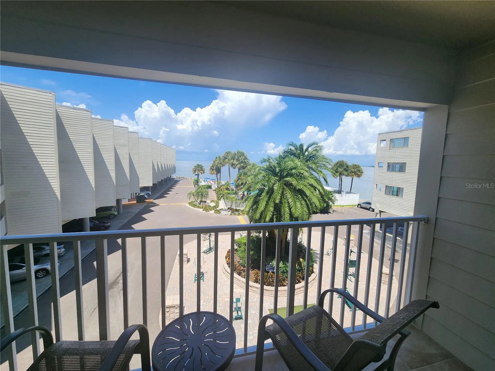 2506 N Rocky Point Drive Tampa FL 33607