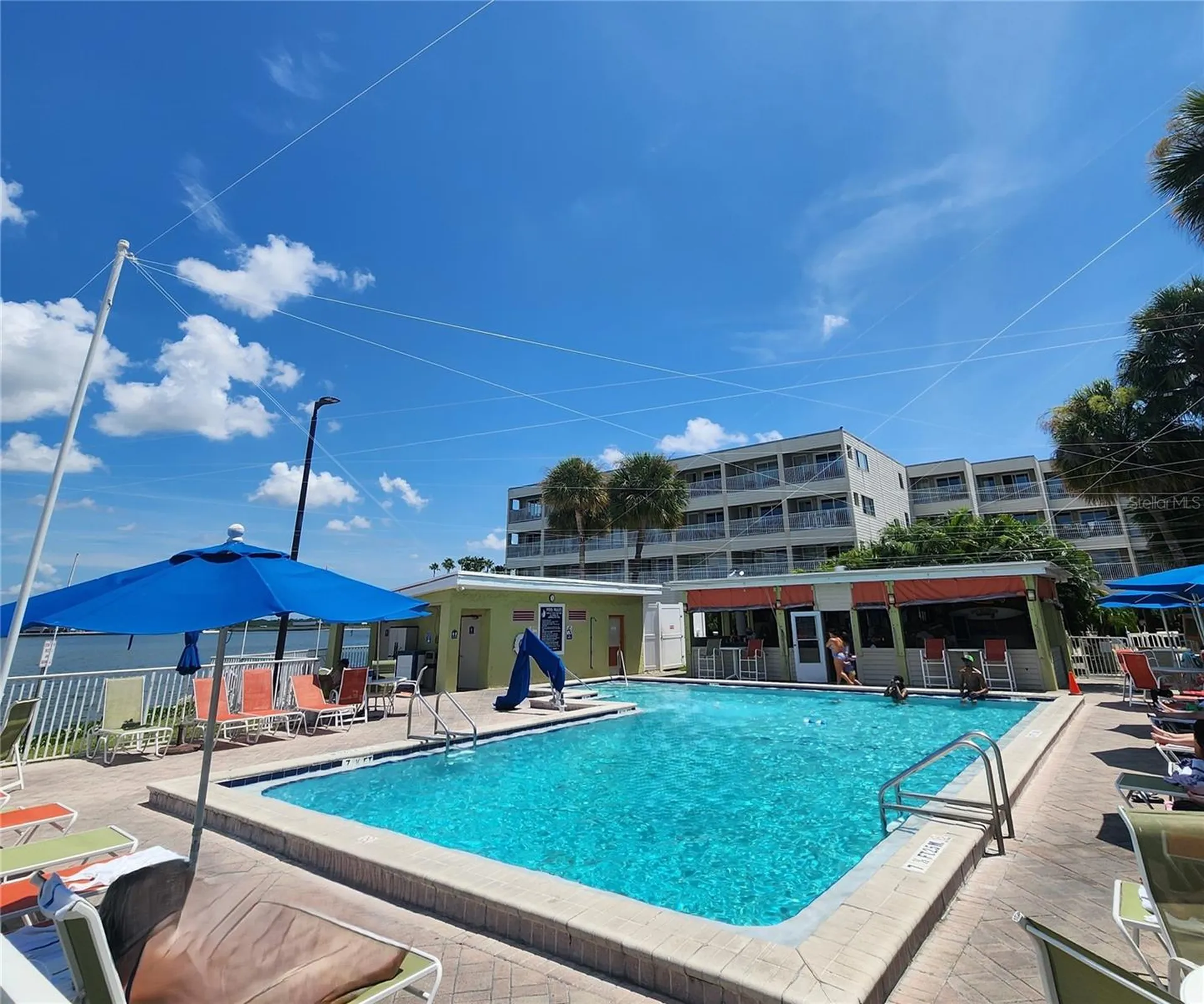 2506 N Rocky Point Drive Tampa FL 33607