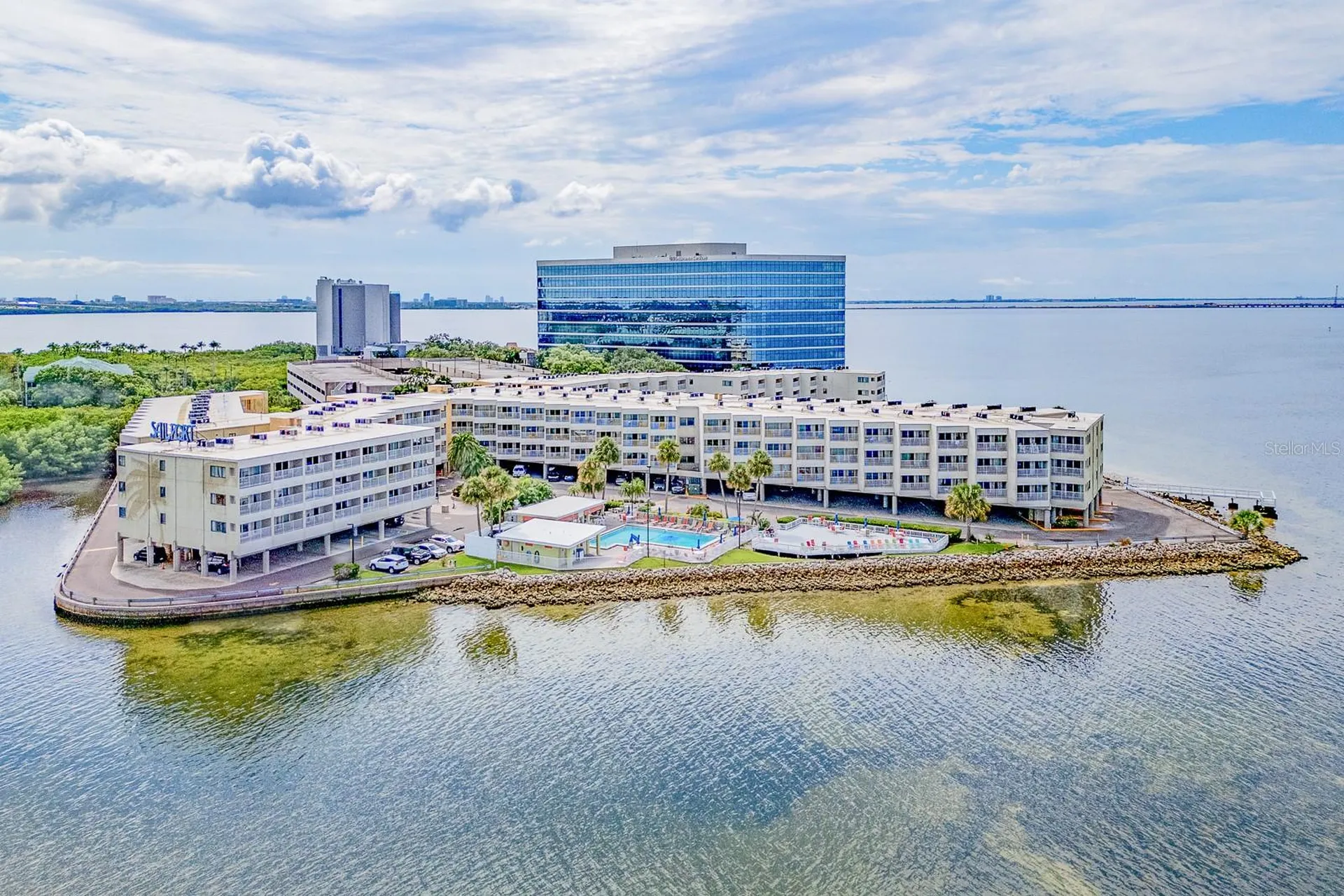 2506 N Rocky Point Drive Tampa FL 33607