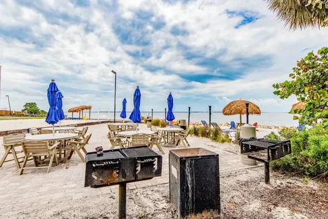 2506 N Rocky Point Drive Tampa FL 33607