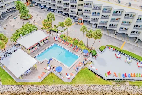 2506 N Rocky Point Drive Tampa FL 33607