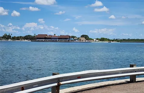 2506 N Rocky Point Drive Tampa FL 33607