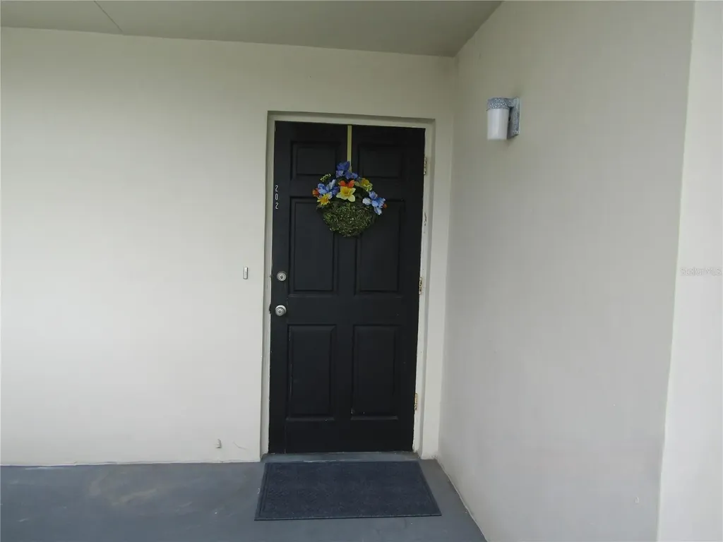7351 W Country Club Drive N Sarasota FL 34243