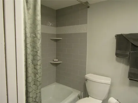 7351 W Country Club Drive N Sarasota FL 34243