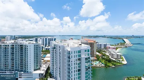555 Quay Common Sarasota FL 34236