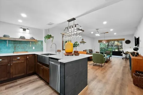 3700 S Osprey Avenue Sarasota FL 34239