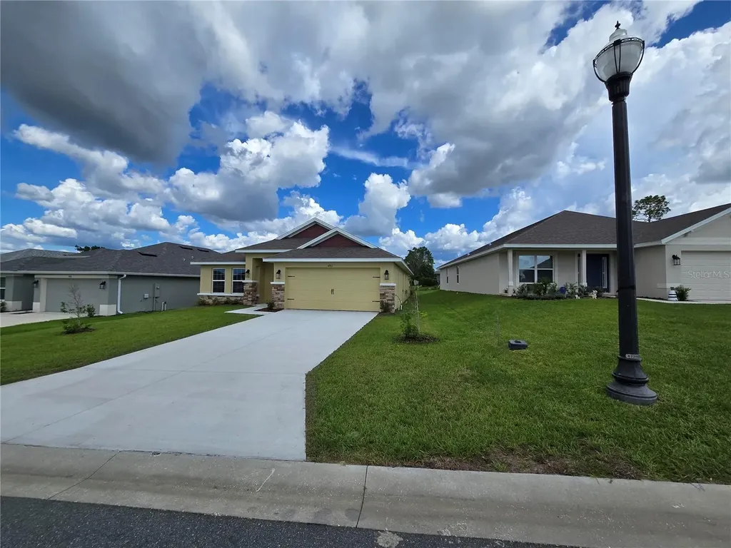 4953 N Triple Eagle Path Beverly Hills FL 34465