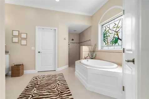 5024 NW 58th Street Gainesville FL 32653