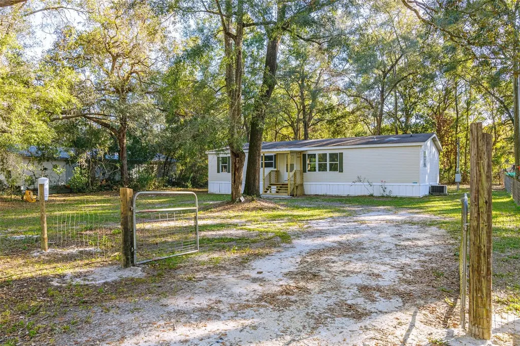 14451 NW 76th Avenue Trenton FL 32693