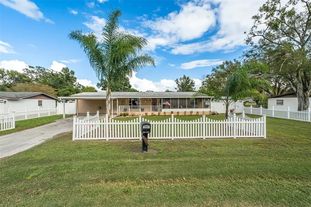 7138 Fort King Road Zephyrhills FL 33541
