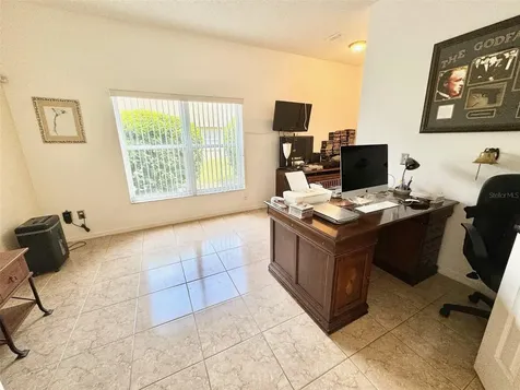 354 Lockbreeze Drive Davenport FL 33897