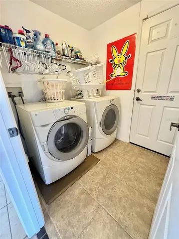 354 Lockbreeze Drive Davenport FL 33897