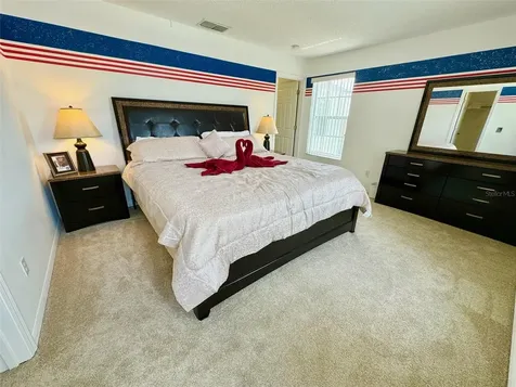354 Lockbreeze Drive Davenport FL 33897