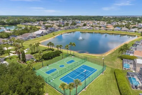 354 Lockbreeze Drive Davenport FL 33897