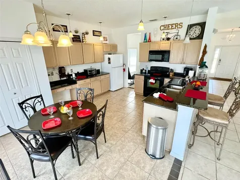 354 Lockbreeze Drive Davenport FL 33897