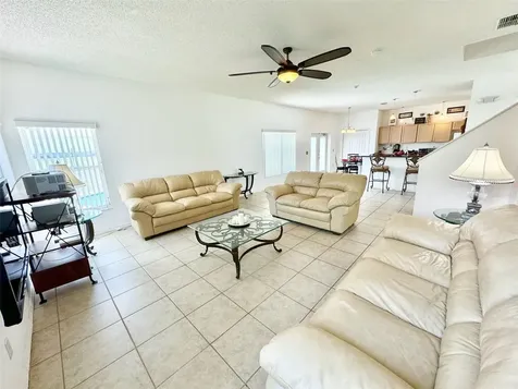 354 Lockbreeze Drive Davenport FL 33897