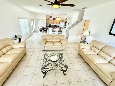 354 Lockbreeze Drive Davenport FL 33897