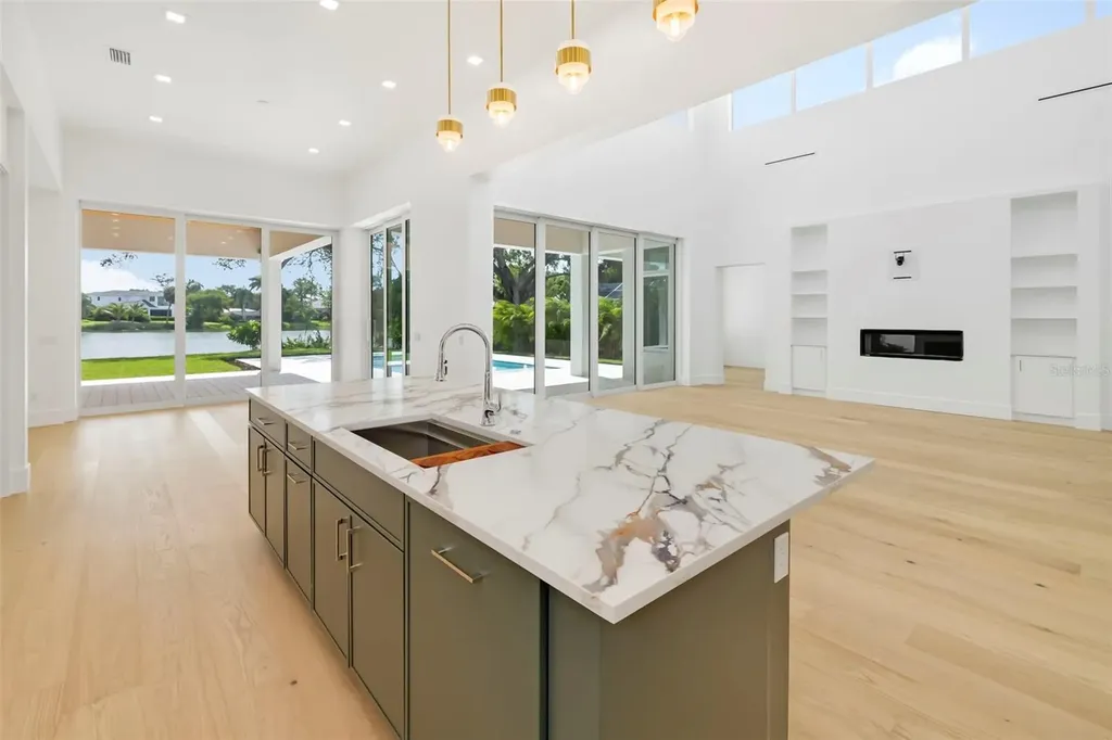 4431 Camino Real Sarasota FL 34231