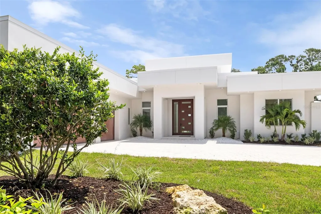 4431 Camino Real Sarasota FL 34231