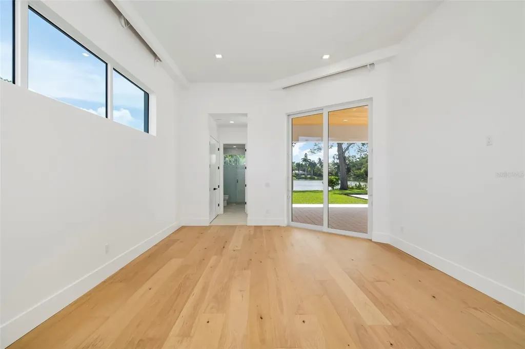 4431 Camino Real Sarasota FL 34231