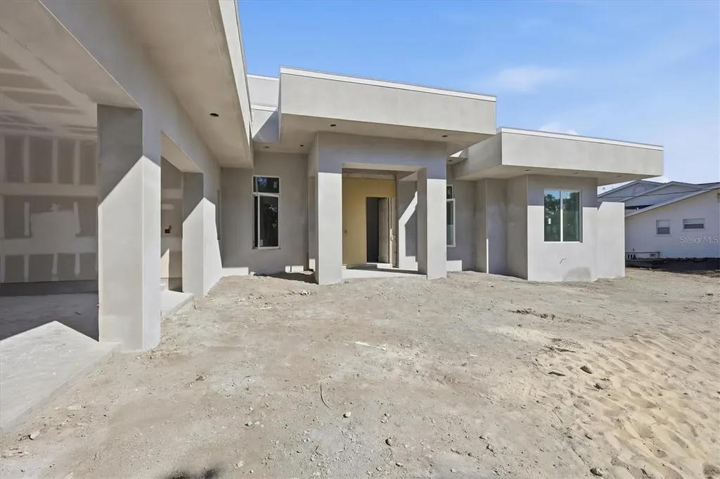 4431 Camino Real Sarasota FL 34231