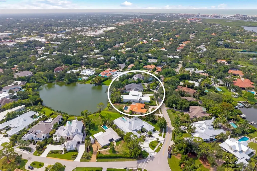 4431 Camino Real Sarasota FL 34231
