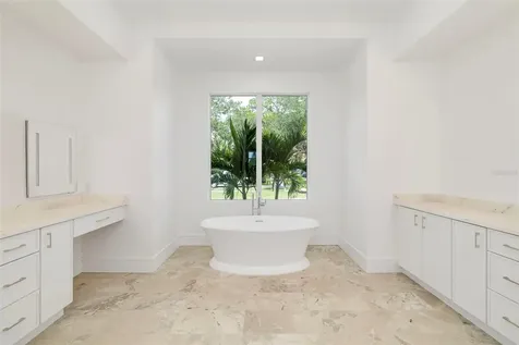 4431 Camino Real Sarasota FL 34231
