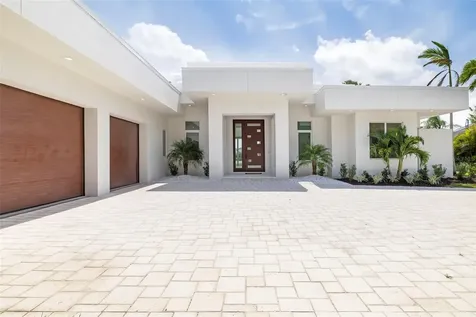 4431 Camino Real Sarasota FL 34231