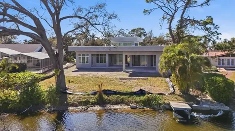 4431 Camino Real Sarasota FL 34231