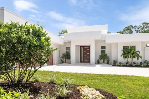 4431 Camino Real Sarasota FL 34231