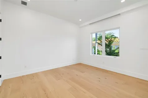 4431 Camino Real Sarasota FL 34231