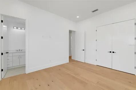 4431 Camino Real Sarasota FL 34231