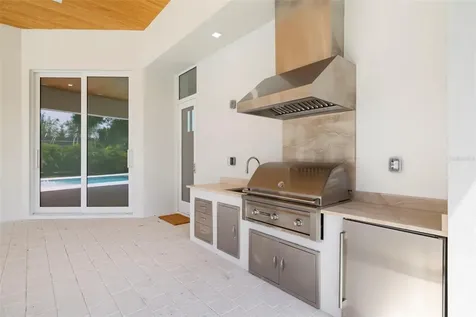 4431 Camino Real Sarasota FL 34231