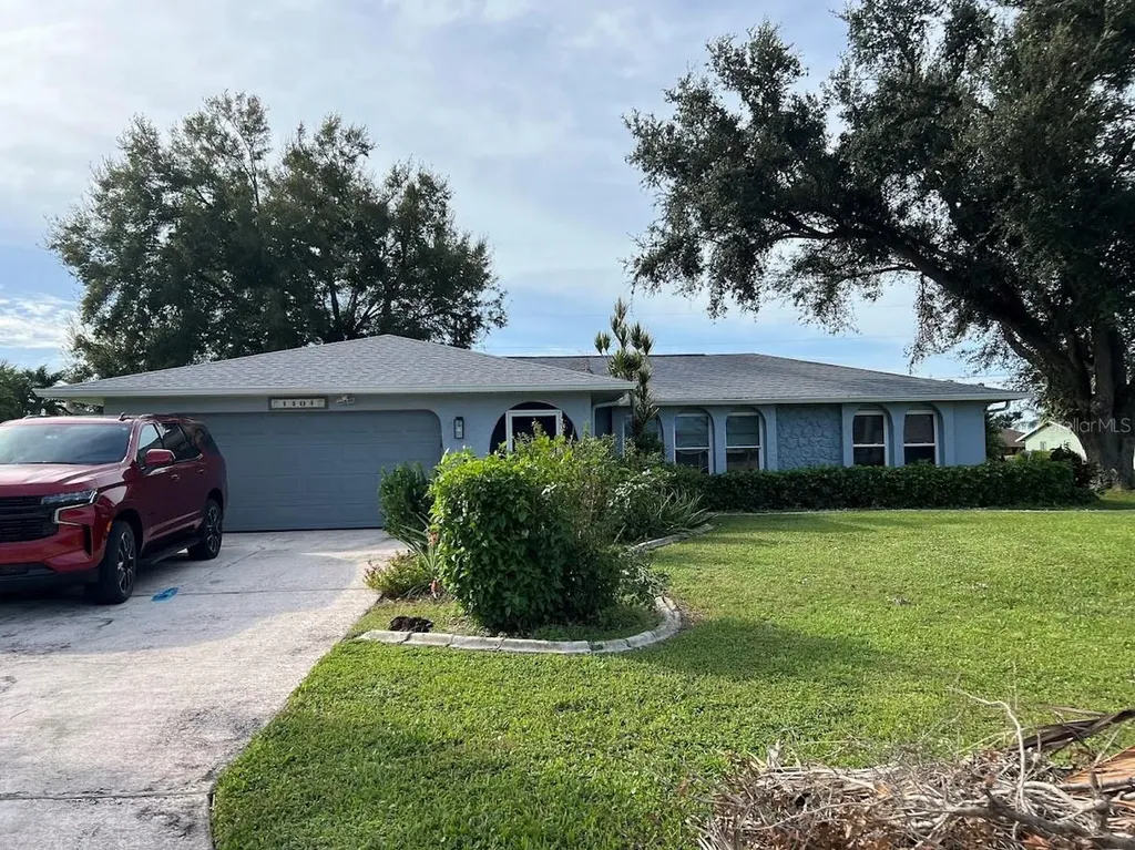 1404 SE 33rd Street Cape Coral FL 33904