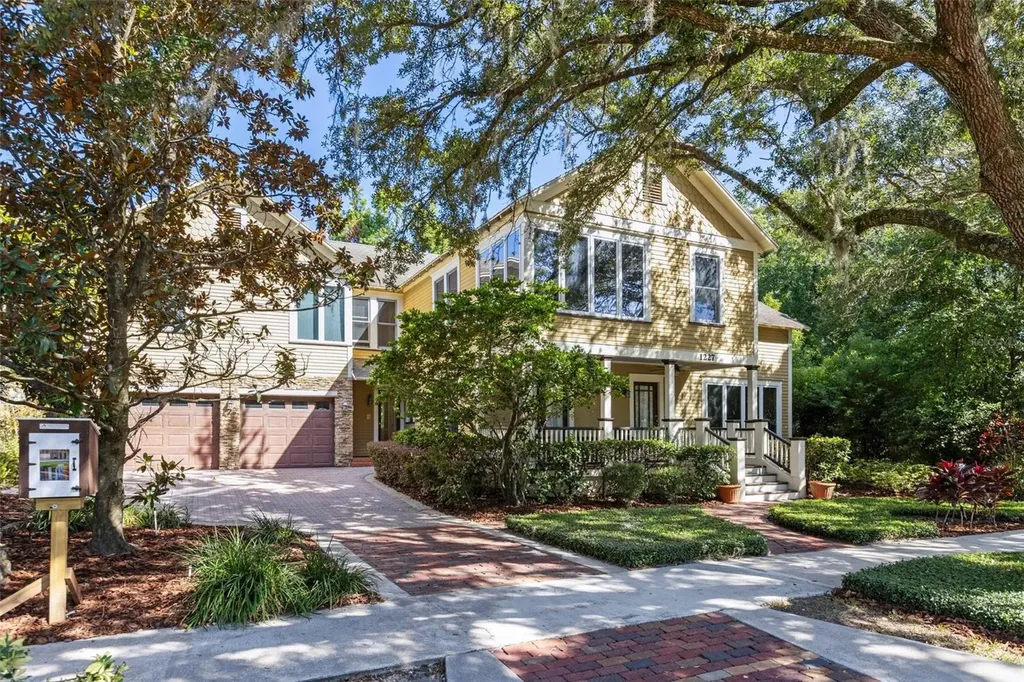 1227 E Ridgewood Street Orlando FL 32803