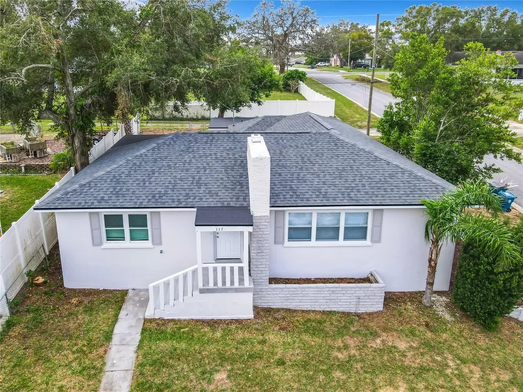 117 W Maple Street Davenport FL 33837