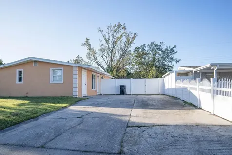 4532 W Hanna Avenue Tampa FL 33614