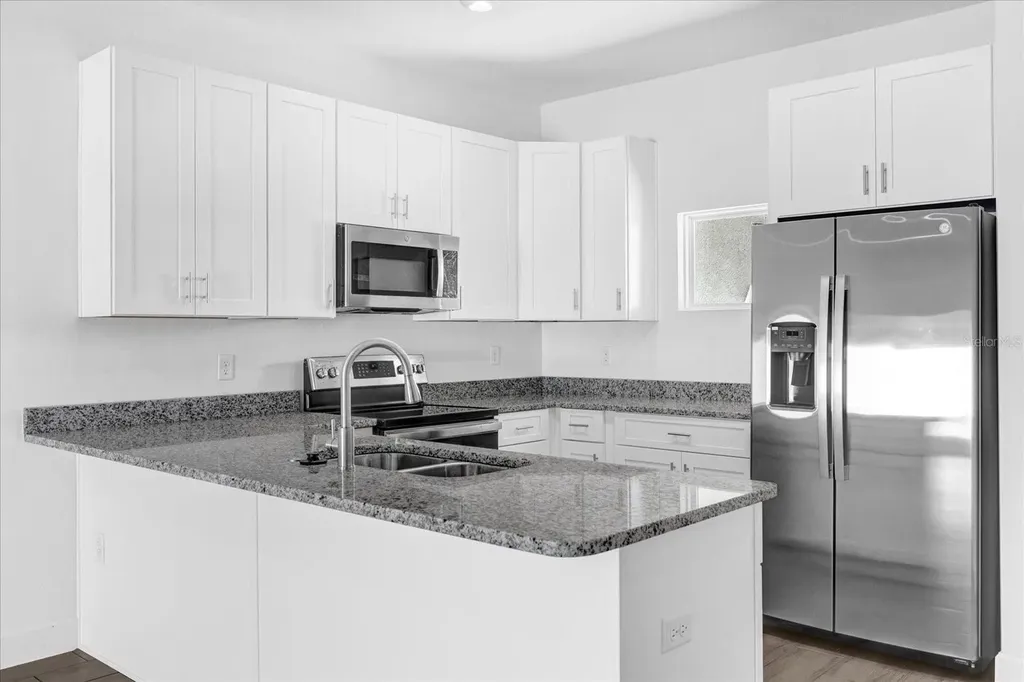 450 Lake Shore Parkway Davenport FL 33896