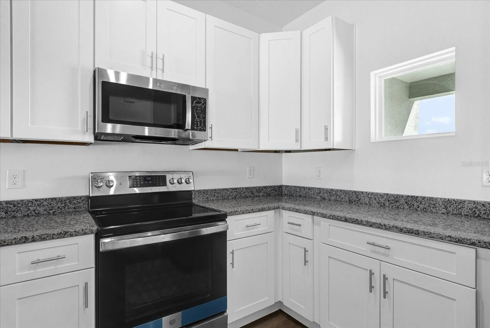 450 Lake Shore Parkway Davenport FL 33896