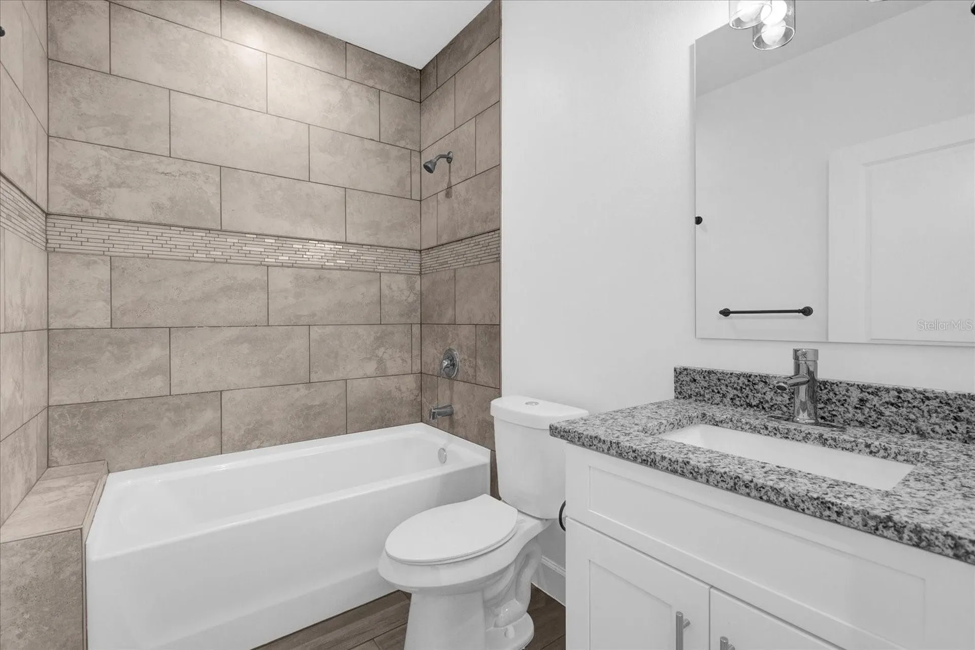 450 Lake Shore Parkway Davenport FL 33896
