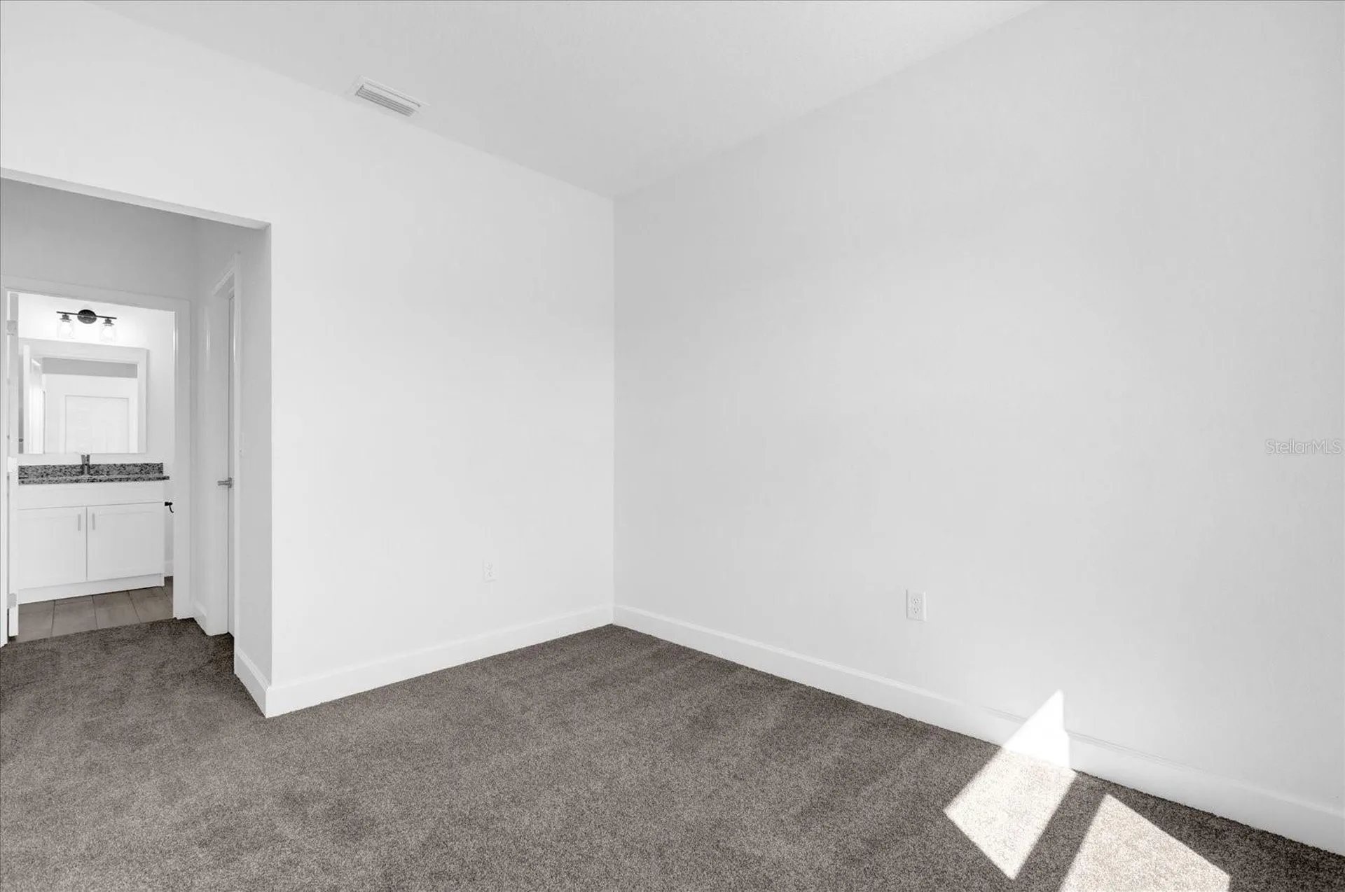 450 Lake Shore Parkway Davenport FL 33896