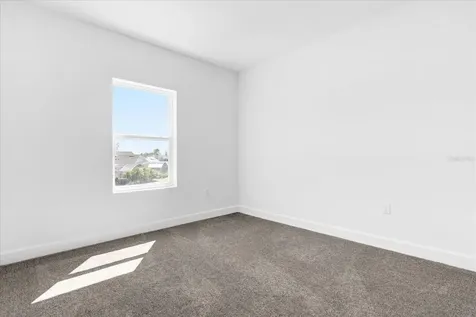450 Lake Shore Parkway Davenport FL 33896